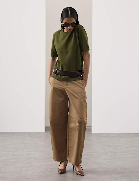 חולצת טי פרמיום מבד עשיר בכותנה