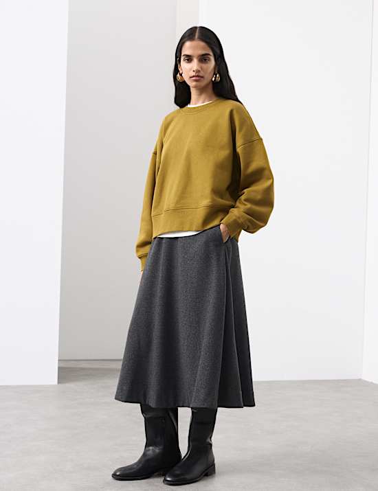 Aufgerautes Sweatshirt mit hohem Baumwollanteil