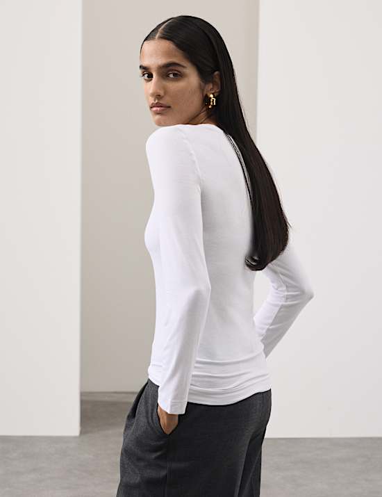 Žerzejov&yacute; top s kulat&yacute;m v&yacute;střihem