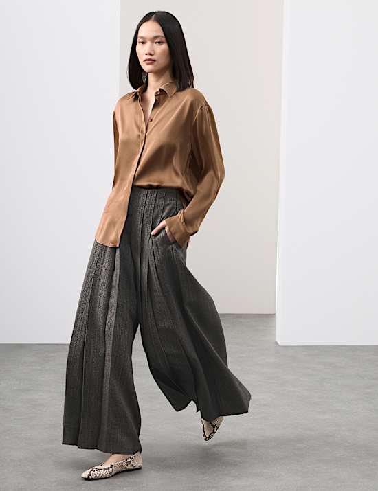 Modal Blend Satin Collared Relaxed Shirt