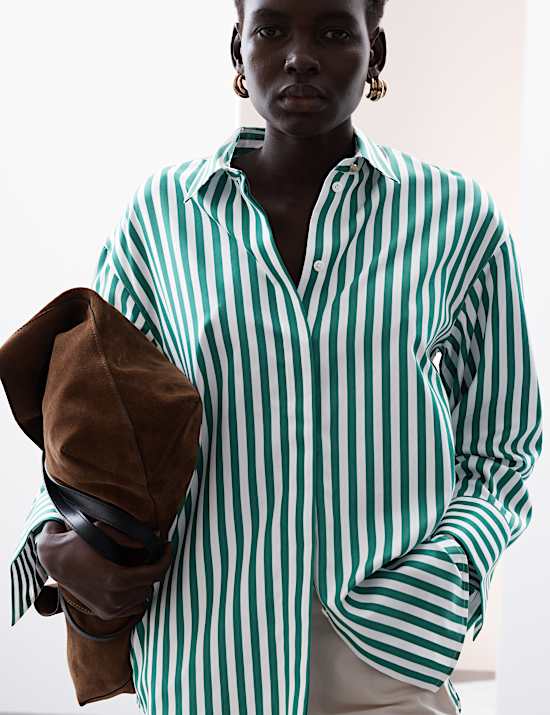 Gestreiftes Hemd aus reiner Baumwolle in bequemer Passform mit Kragen