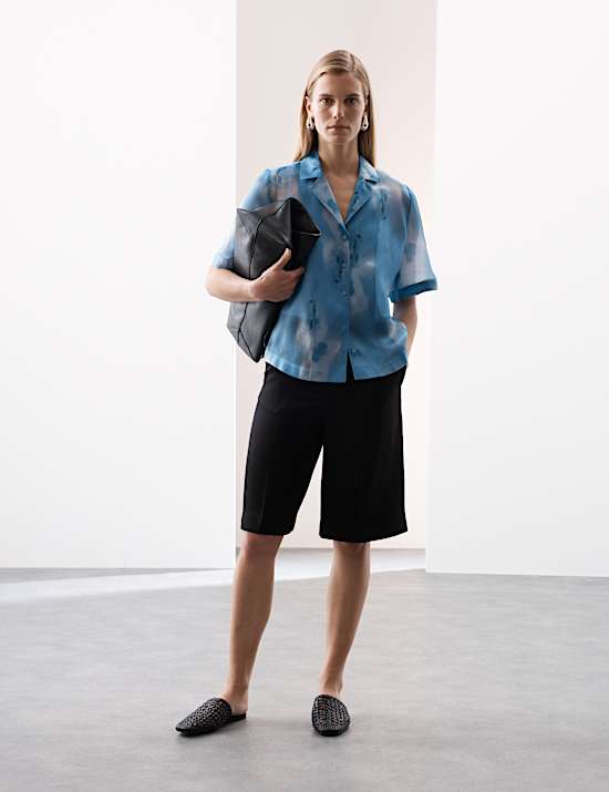 Εμπριμέ πουκάμισο με γιακά από 100% μετάξι