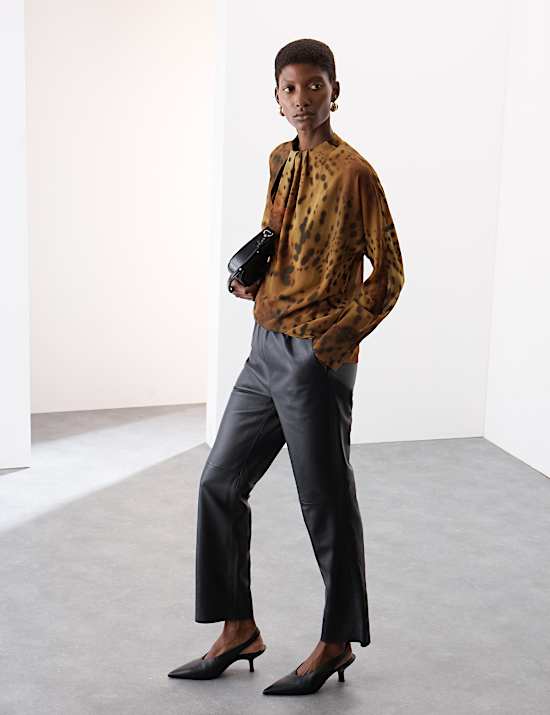 Drapierte Bluse mit Animalprint