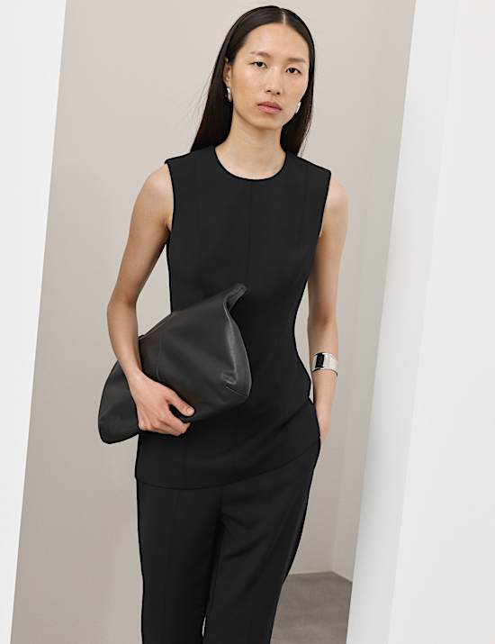 Top ajust&eacute; en laine m&eacute;lang&eacute;e &agrave; col rond