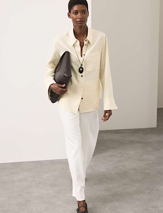 Chemise 100 % lin &agrave; boutons contrast&eacute;s