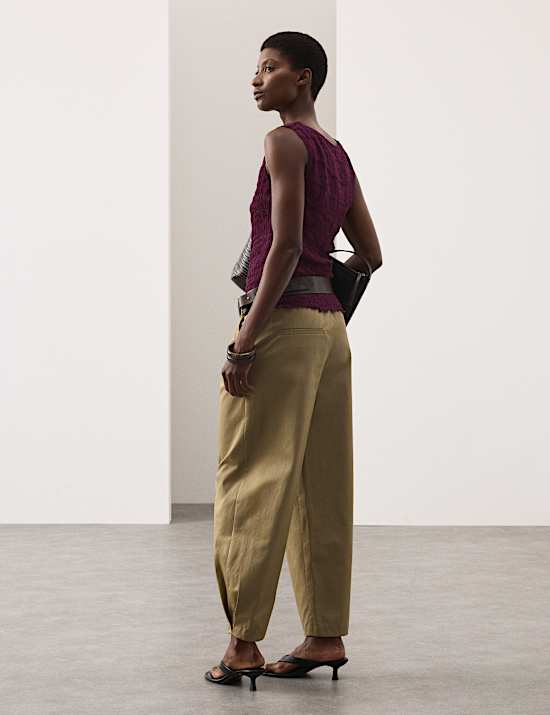 Gesmoktes Tr&auml;gertop mit Strukturmuster