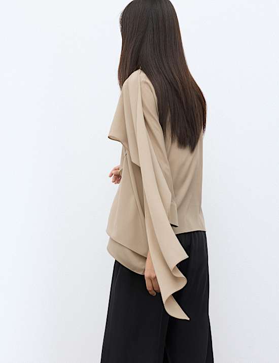 Blouse drap&eacute;e asym&eacute;trique