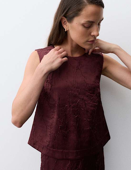Satin Textured Crew Neck Top