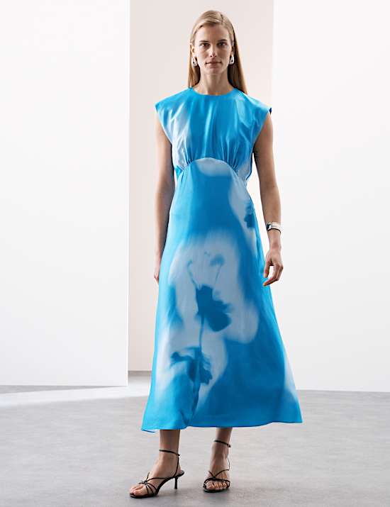 Εμπριμέ μίντι-μάξι μεσάτο φόρεμα με στρογγυλή λαιμόκοψη και υψηλή περιεκτικότητα σε cupro