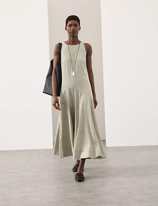 Midaxi-Skaterkleid mit rundum Tellerrock-Saum