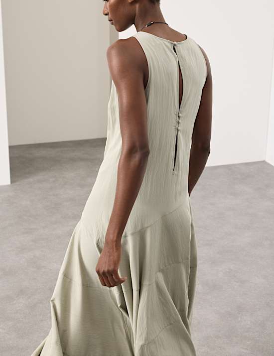 Midaxi-Skaterkleid mit rundum Tellerrock-Saum