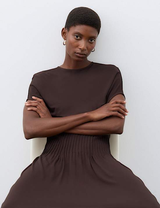 Jersey Pintuck Maxi Dress