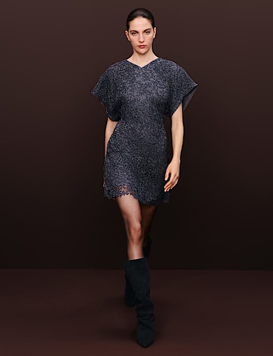 Mini dress