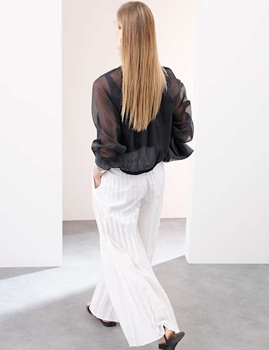 &Alpha;&nu;ά&lambda;&alpha;&phi;&rho;&omicron; bomber &tau;&zeta;ά&kappa;&epsilon;&tau; &alpha;&pi;ό &omicron;&rho;&gamma;ά&nu;&tau;&zeta;&alpha;