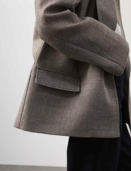 Ruimvallende blazer van zuivere wol