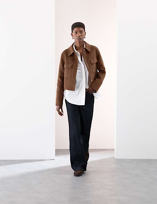 Kurze Jacke im Utility-Stil aus Wollmischgewebe mit Kragen