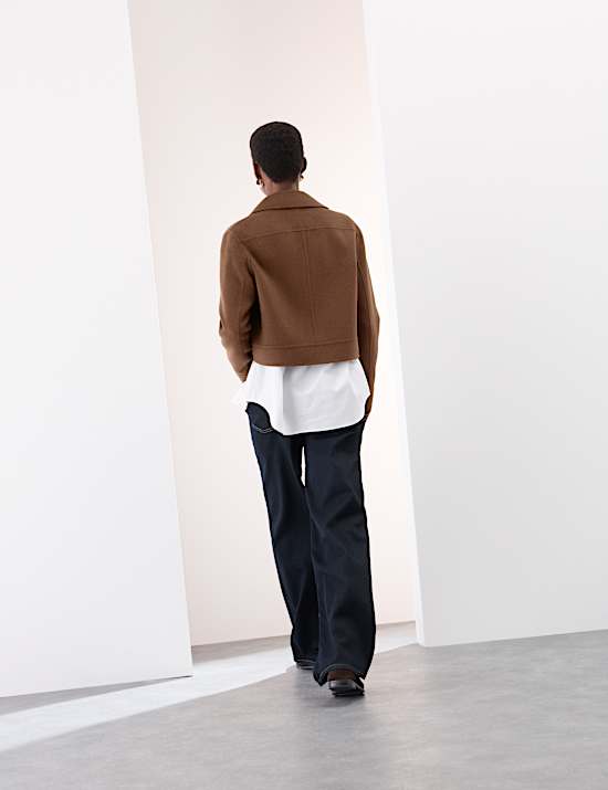 Kurze Jacke im Utility-Stil aus Wollmischgewebe mit Kragen