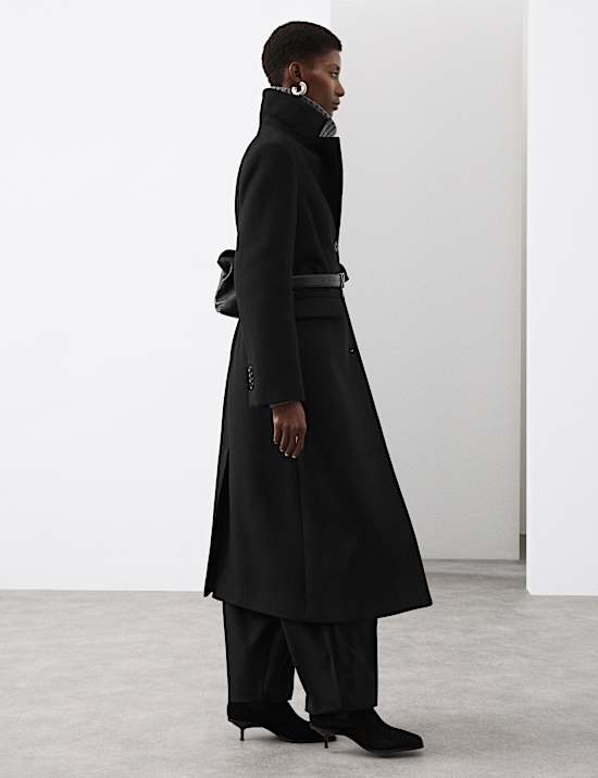 Lange, getailleerde jas van wolmix met ruitpatroon