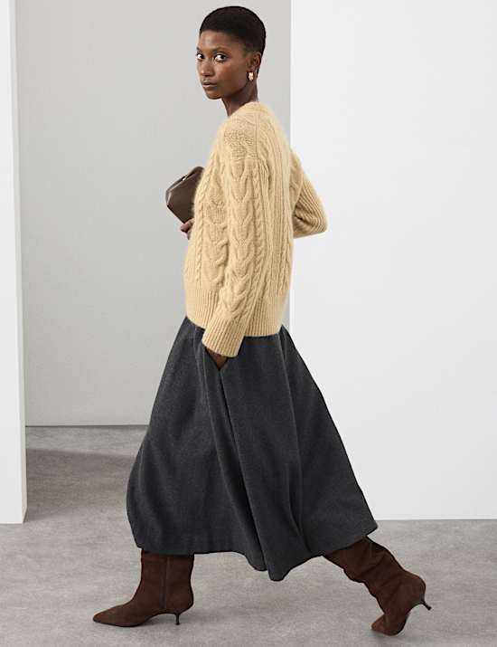 Pull en maille torsad&eacute;e avec mohair