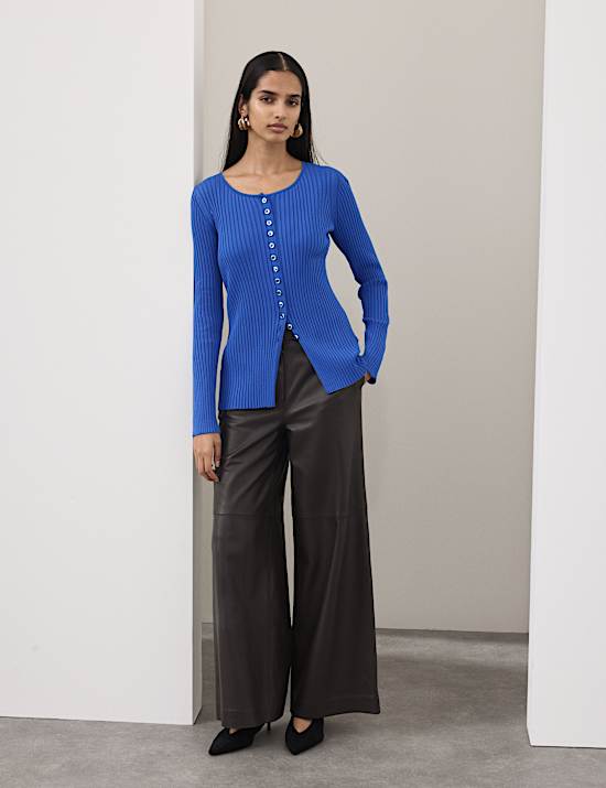 Gilet &agrave; encolure ronde et motif c&ocirc;tel&eacute;