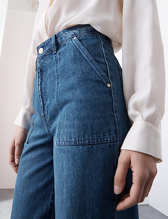 Straight fit