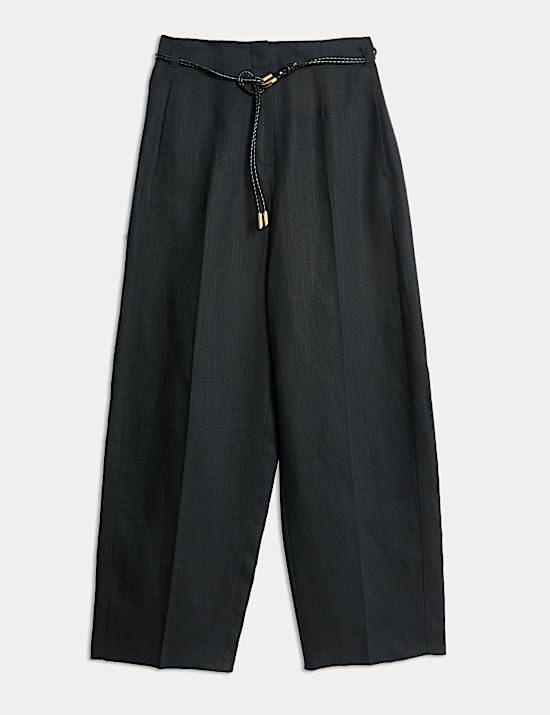 Pantalón tapered de lino con cinturón con pata zanahoria