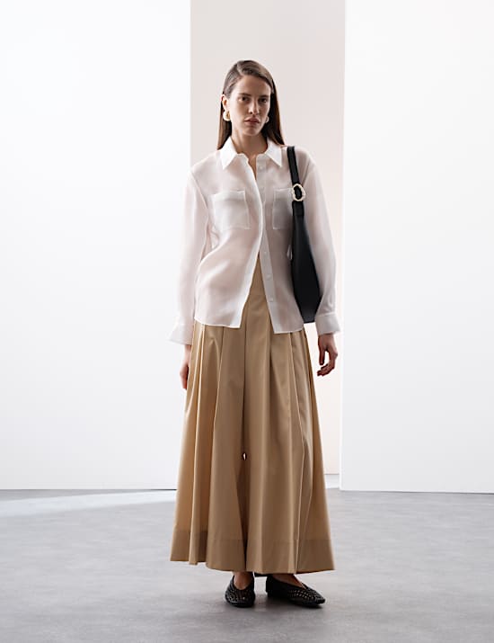 Pleat Front Super Wide Leg Trousers