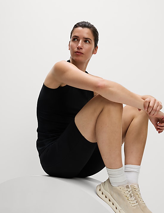 Débardeur à dos nageur et décolleté rond