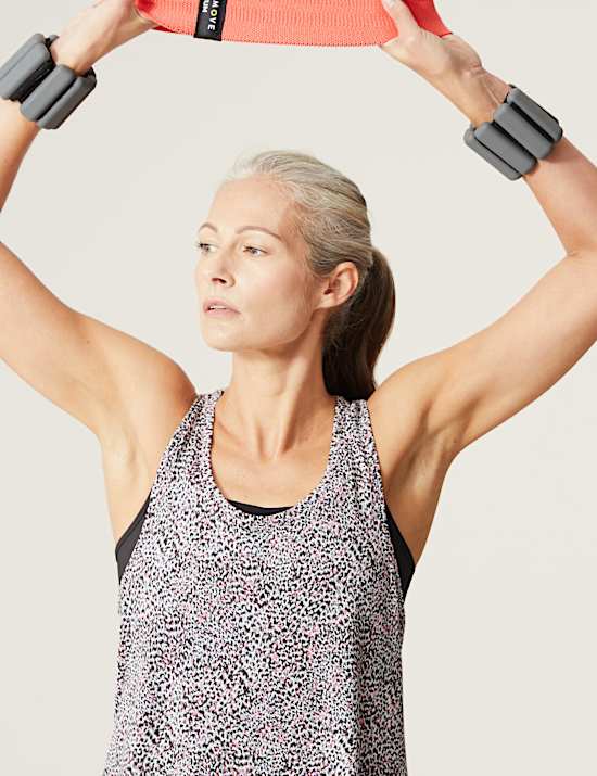 Scoop Neck Relaxed Sleeveless Yoga Top