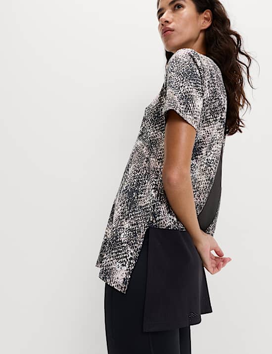 Scoop Neck Mesh Back T-Shirt