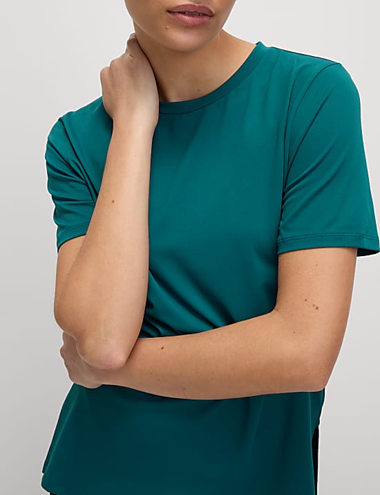 Scoop Neck Mesh Back T-Shirt