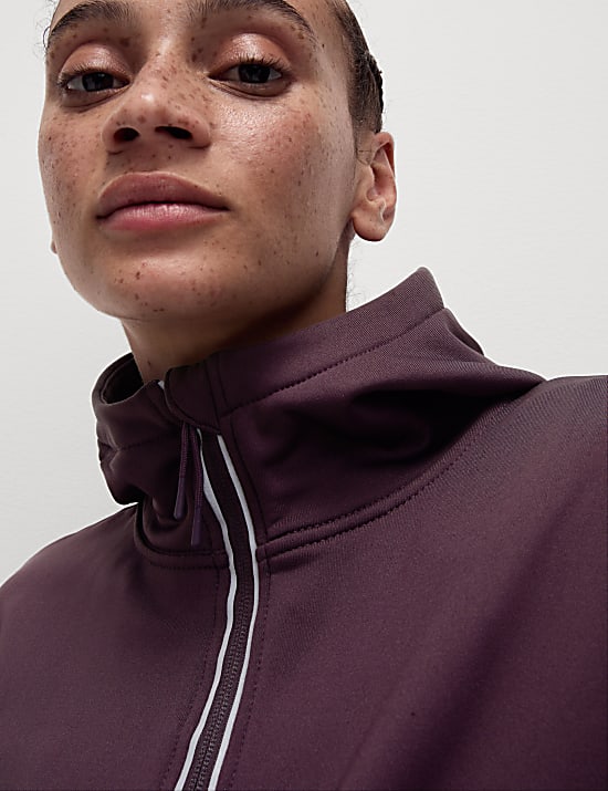 Ruimvallend capuchonvest met halflange rits en Ultraheat&trade;