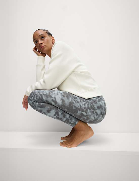 Round Neck Relaxed Yoga Crop Sweatshirt