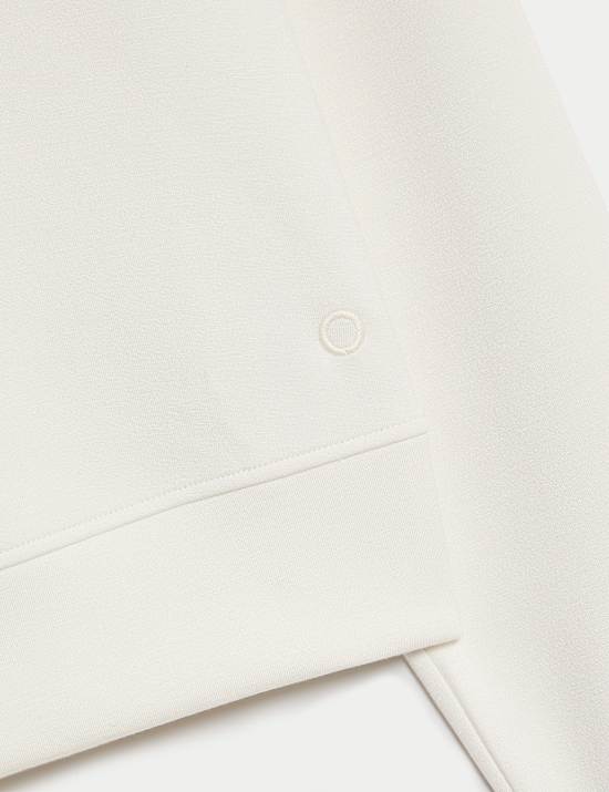 Round Neck Relaxed Yoga Crop Sweatshirt