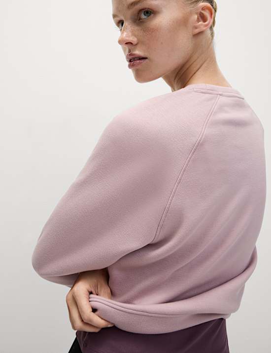 Round Neck Relaxed Yoga Crop Sweatshirt