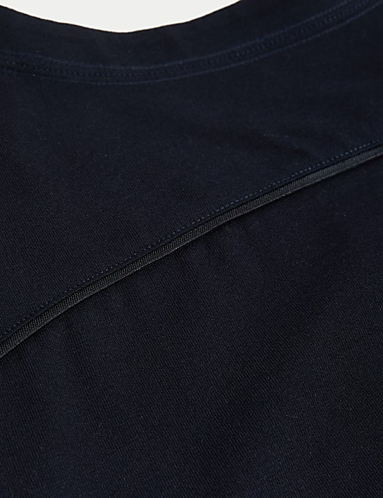 Camiseta de algod&oacute;n con escote abierto