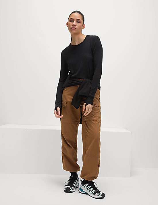 Wandeltop met ronde hals en merinowol