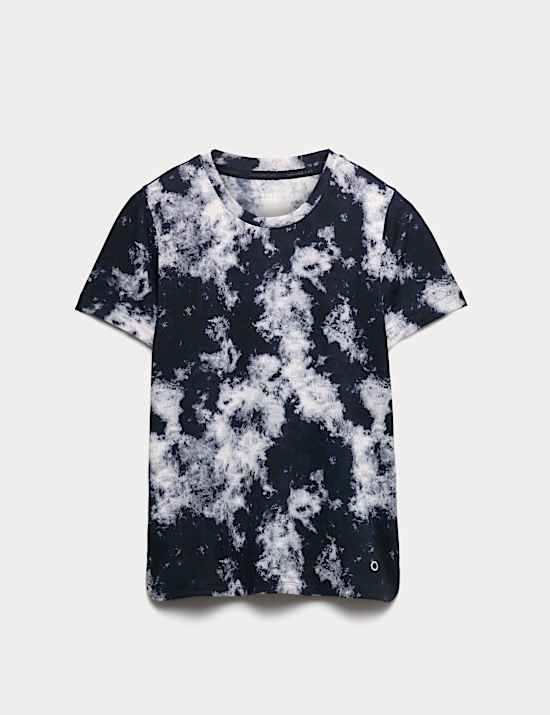 Printed Scoop Neck Fitted T-Shirt
