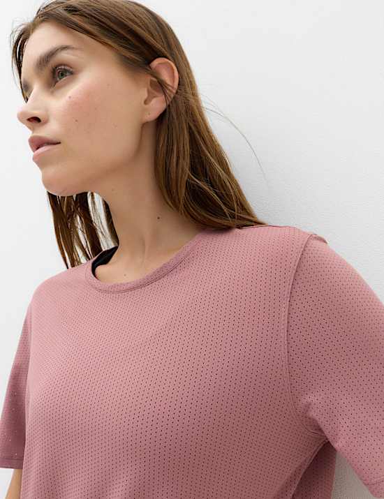 Round Neck Mesh Relaxed T-shirt