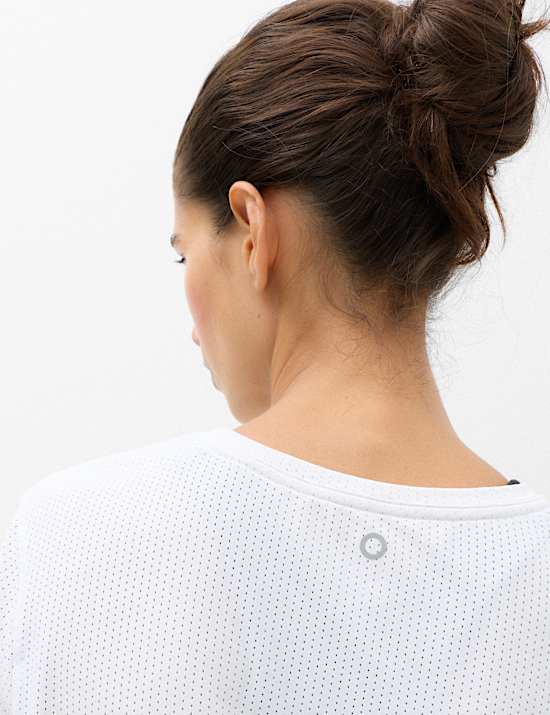 Round Neck Mesh Relaxed T-shirt