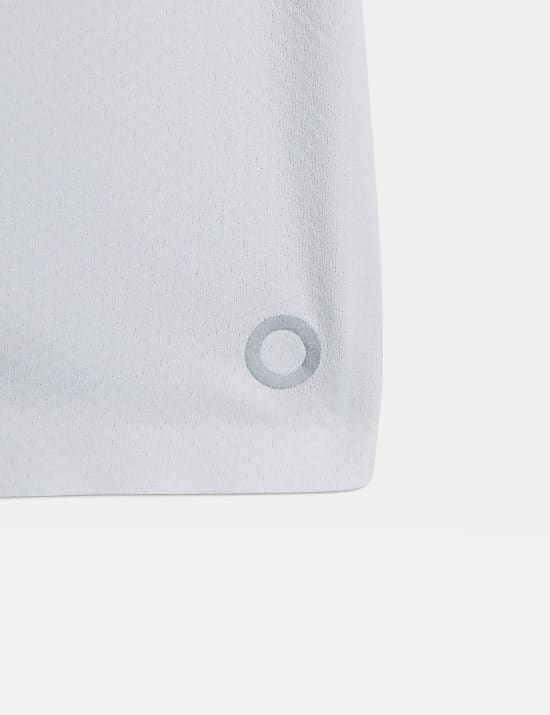 Kaus Oblong Leher U Rendah Blok Warna