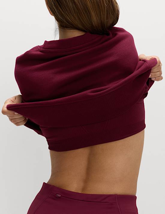 Sweatshirt in Übergröße mit hohem Baumwollanteil und Rundhalsausschnitt