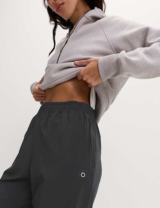 Woven Mesh Panel Lightweight Cuffed Joggers