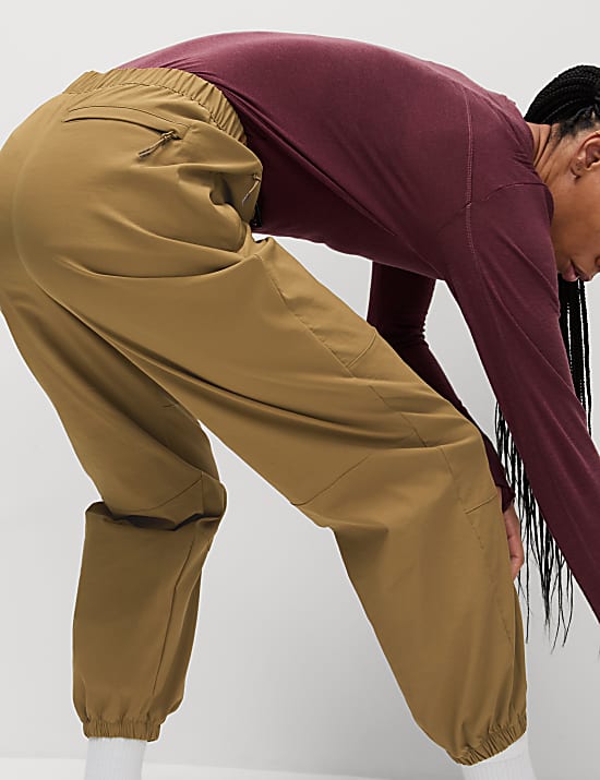 Vycházkové kalhoty volného střihu s technologií Stormwear™