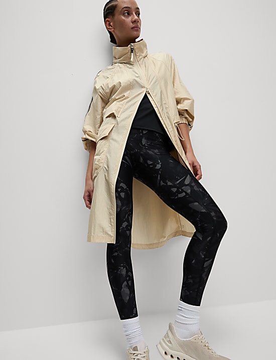 Sbalitelná duhová parka s kapucí s technologií Stormwear™