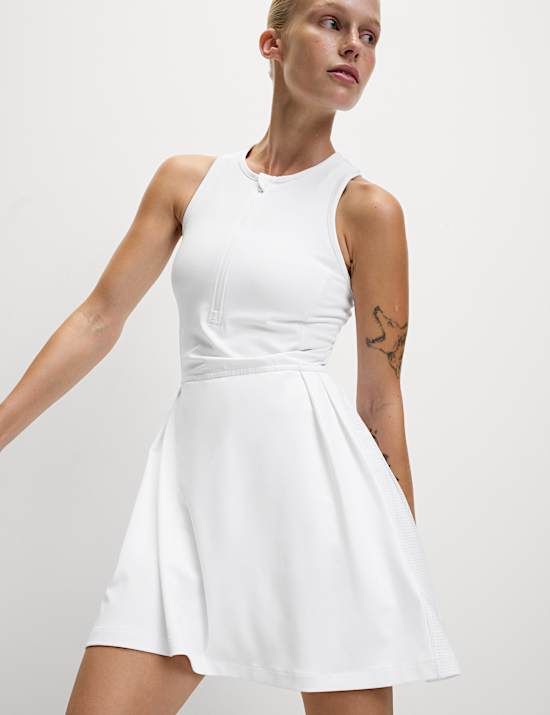 Gaun Olahraga Lipit Ritsleting Pendek