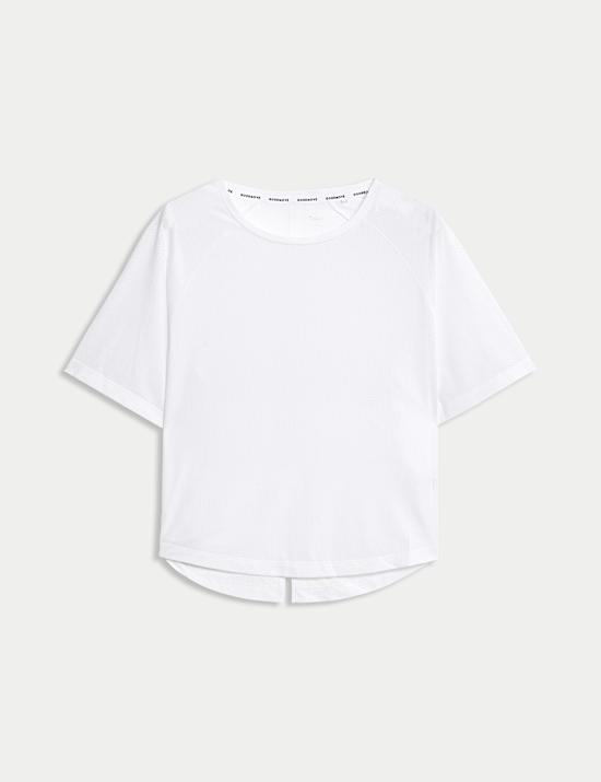 Lehk&eacute; tričko hranat&eacute;ho střihu s texturou a v&yacute;střihem ke krku