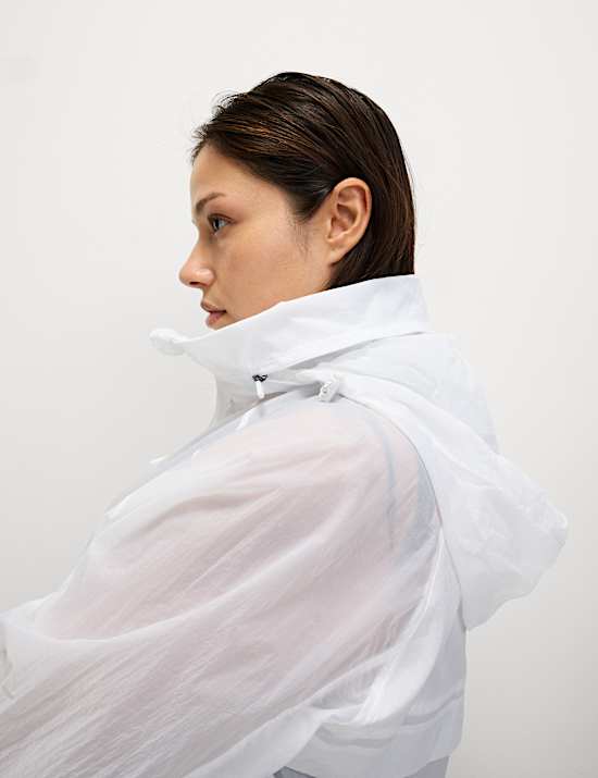 Αθλητικό τζάκετ με κουκούλα και μισό φερμουάρ