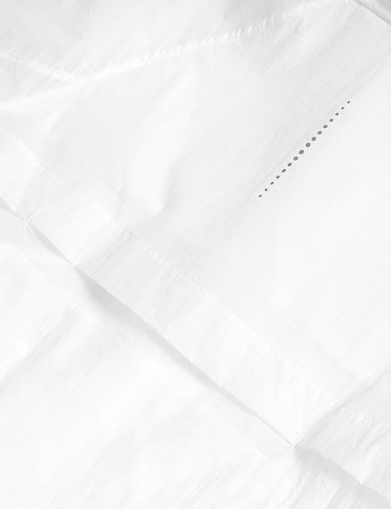 Αθλητικό τζάκετ με κουκούλα και μισό φερμουάρ