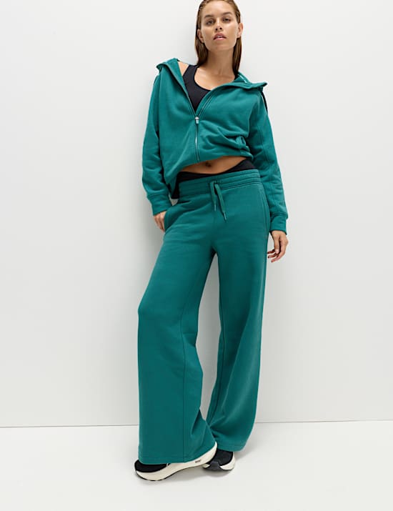 קפוצ'ון בגזרה נוחה מבד עשיר בכותנה עם רוכסן